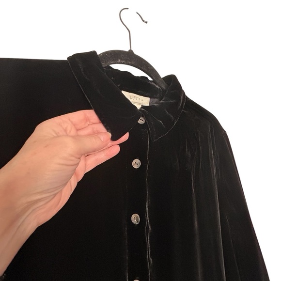 J. Jill Vtg. Black Velvet Long Line Button-Up Duster Coat/Cardigan Sz 6P - Picture 10 of 14